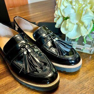 New Franco Sarto L-Carolynn Black Patent Leather Tassel Loafers Lug Soles Size 8